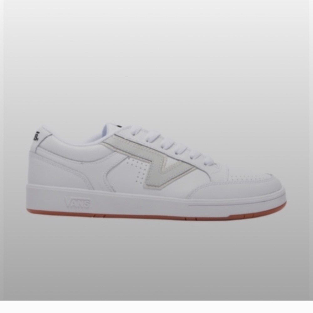 Like Brand New Vans White Lowland Sneakers